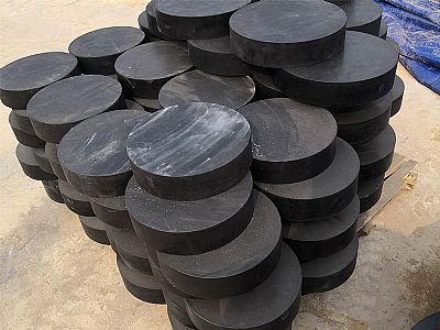 文圣区板式橡胶支座由若干层橡胶片与薄钢板经加压硫化